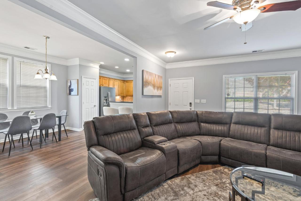 Calming Grey Townhouse With Jacuzzi Bathtub Villa Atlanta Luaran gambar
